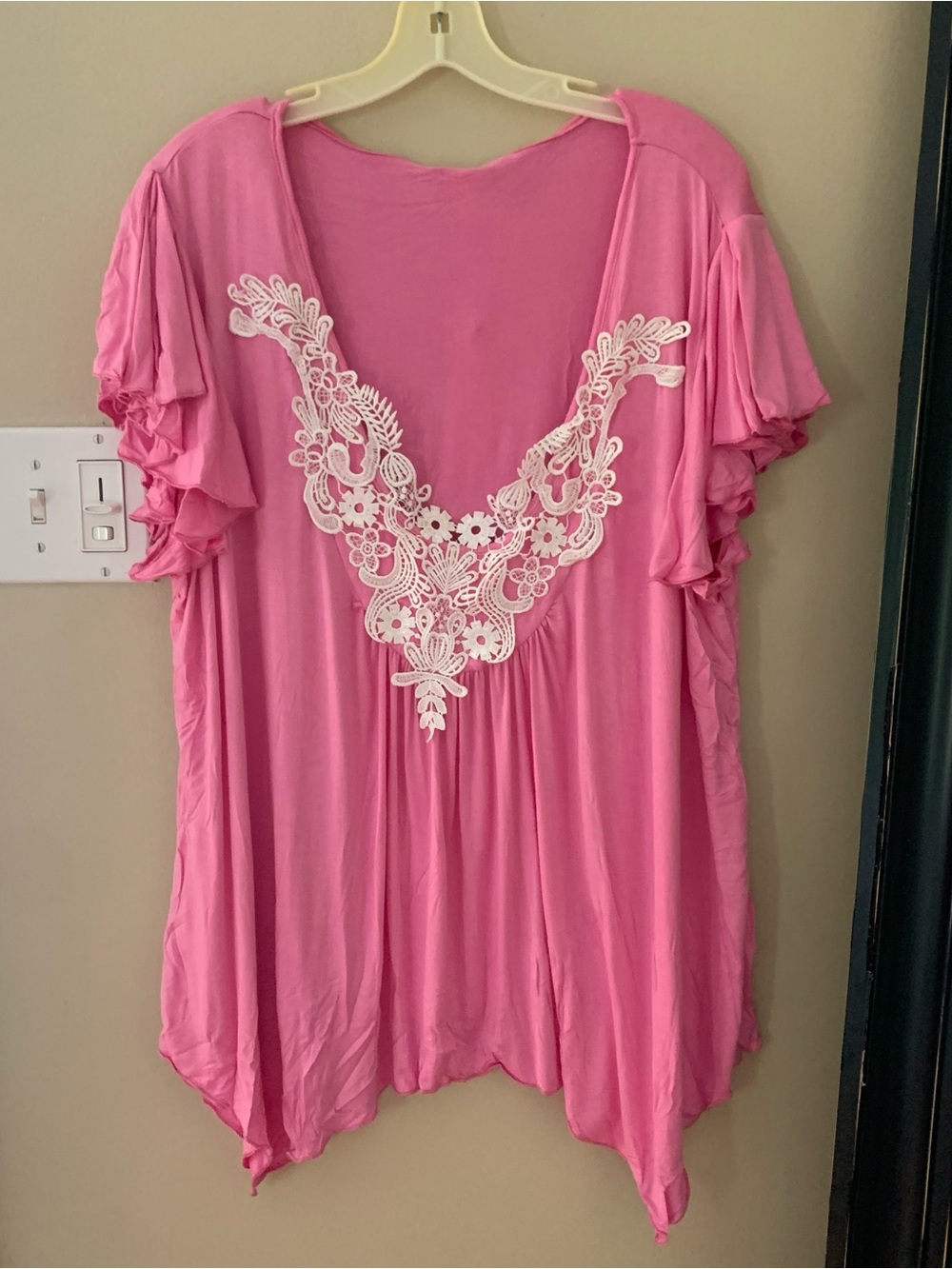 Rosegal Plus Size Flowy Top Women’s 3X Pink Ruffle Sleeves Crochet Detail